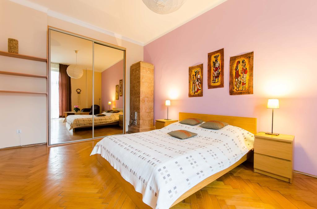 Fantasia Apartments Krasków Εξωτερικό φωτογραφία