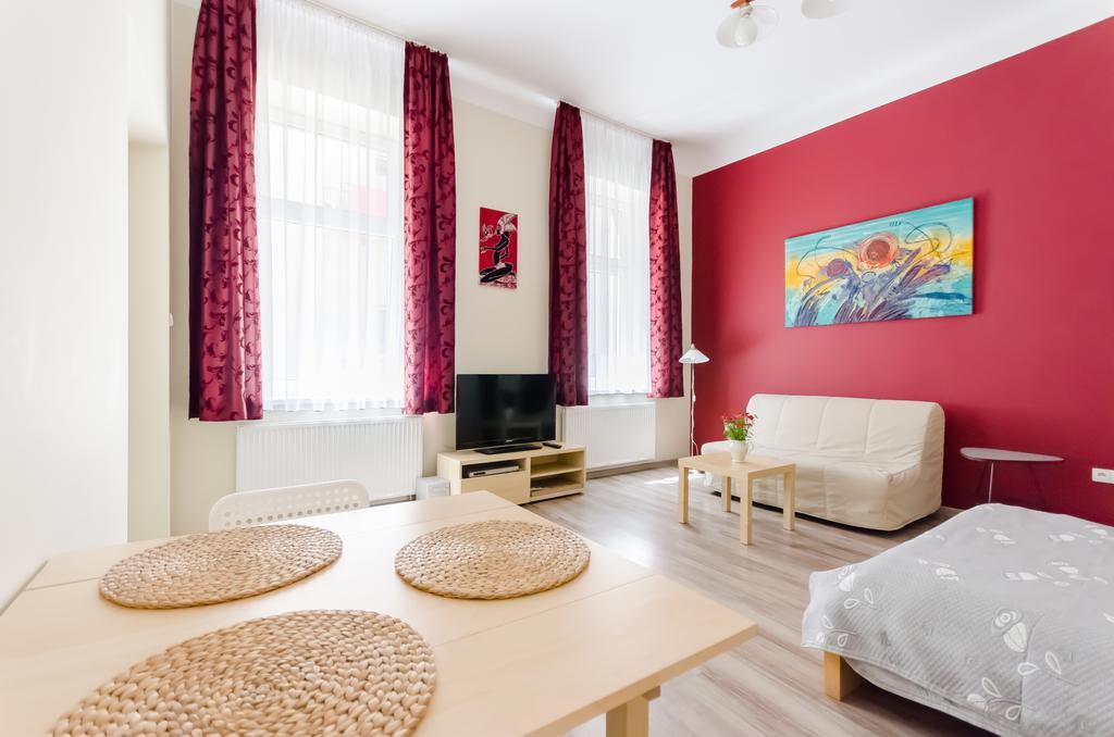 Fantasia Apartments Krasków Εξωτερικό φωτογραφία