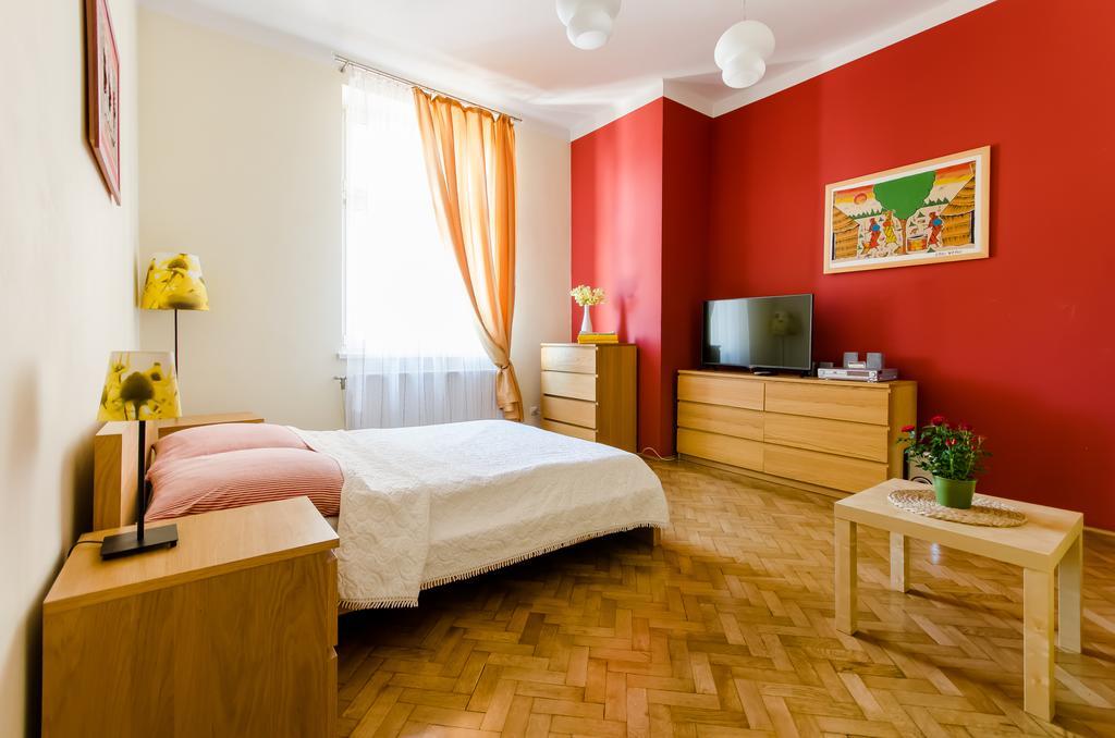 Fantasia Apartments Krasków Εξωτερικό φωτογραφία